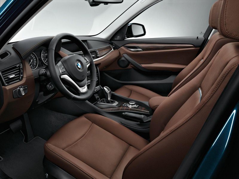 BMW x1 2016 салон