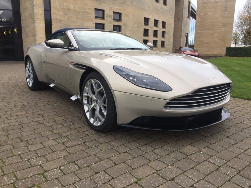 Aston Martin 2018