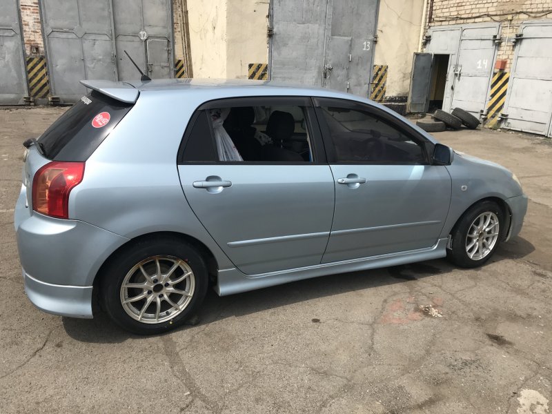 Тойота Королла Runx 2002