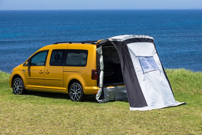 Машина Volkswagen Caddy