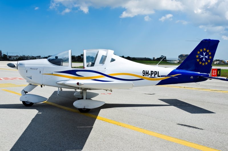 Tecnam p 2002 JF Cockpit