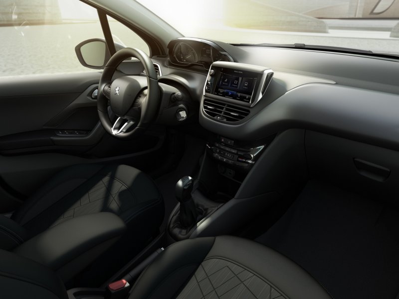 Peugeot 208 2013