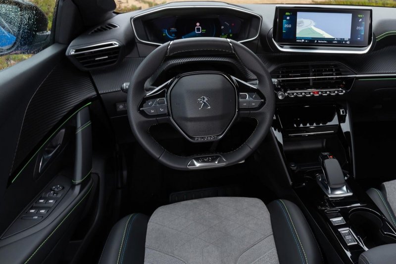 Peugeot e208 2020