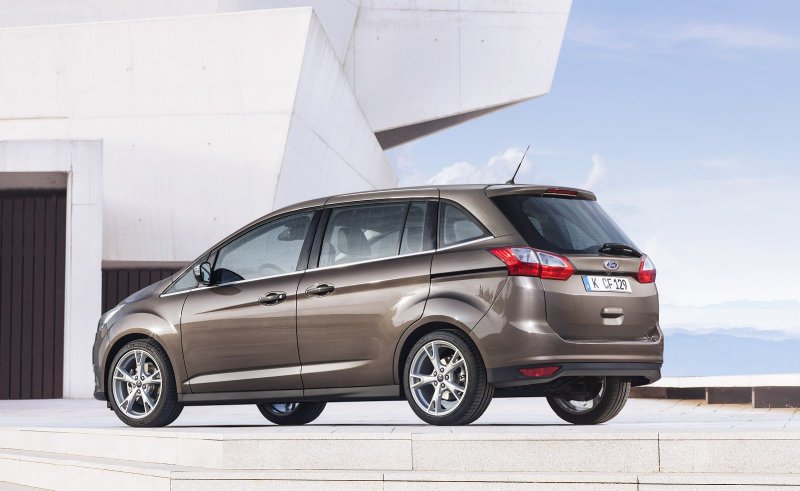 Минивэн Ford c-Max