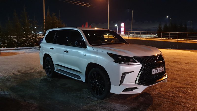 Lexus lx570 Black Vision