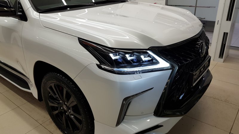 Lexus lx570 Black Vision