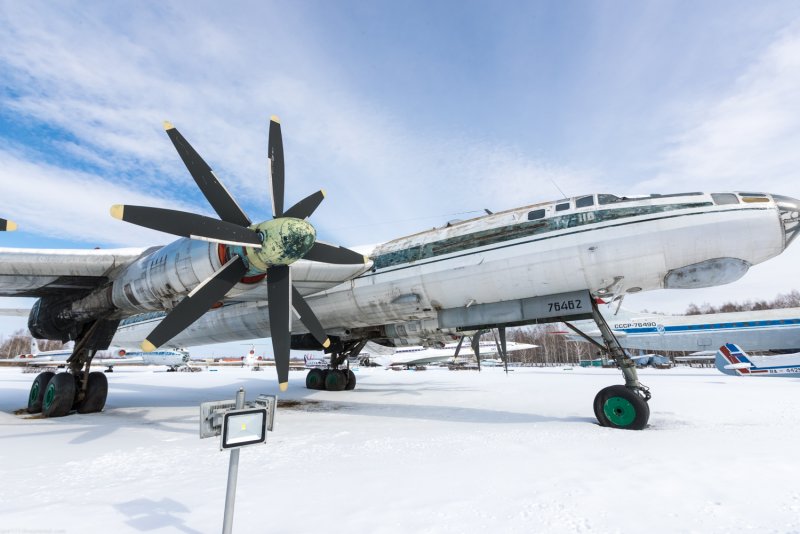 Ту-116