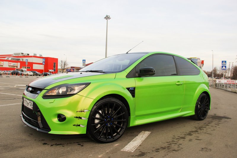 Ford Focus 2 RS hotweel