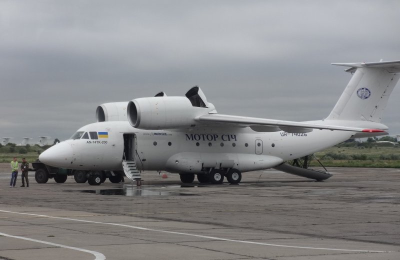 Самолет АН 74