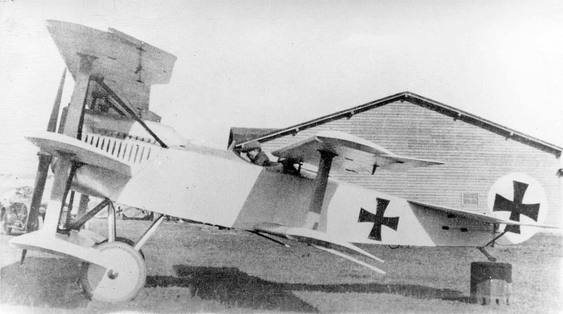 Фоккер 8