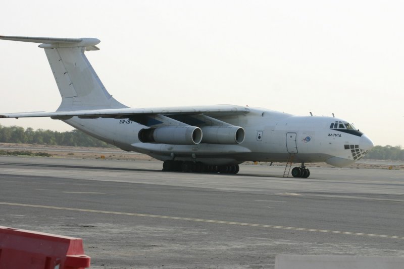 Военно-транспортный самолёт ил-76тд