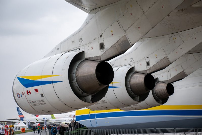 АН-225 Мрия грузовой отсек