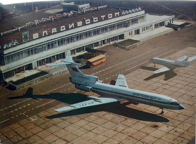 Боинг 707 328