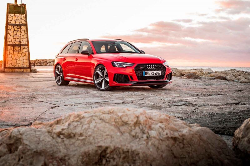 Ауди rs4 avant 2020