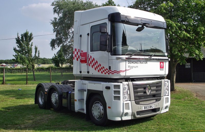 Renault Magnum 2