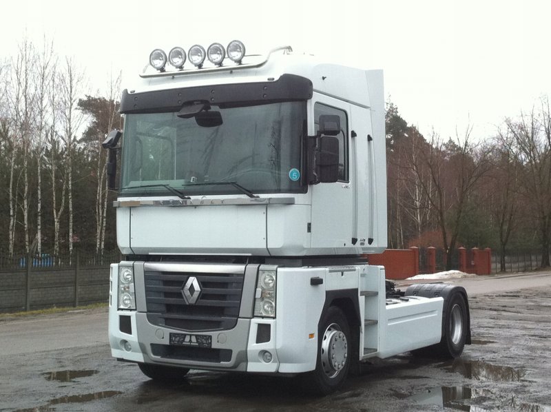 Renault Magnum "Legend" '2011