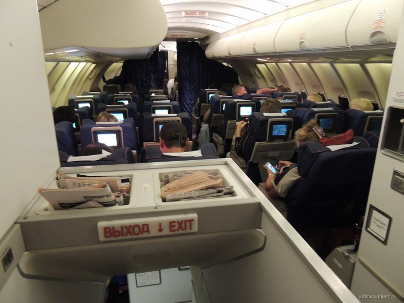 Салон верхняя палуба Боинг 747