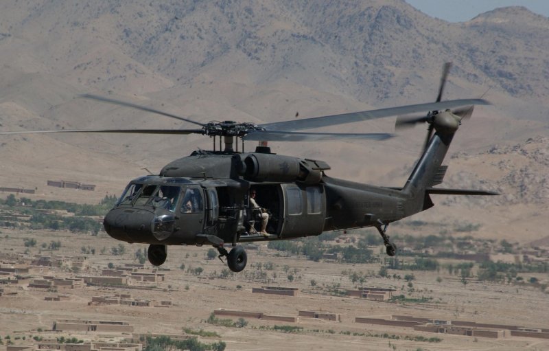 Sikorsky uh-60 Black Hawk