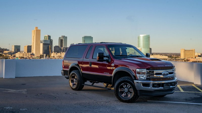 Ford Excursion 2012