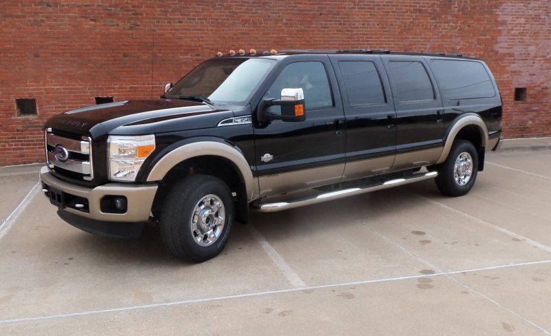Ford Excursion 2012