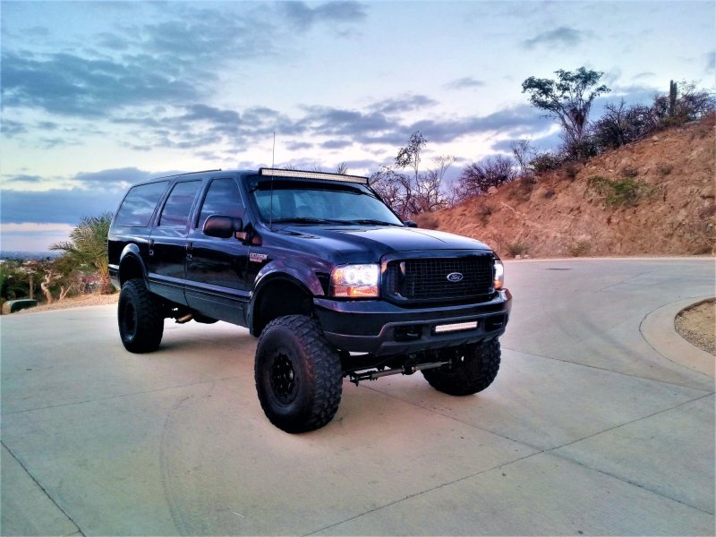 Ford Excursion 2017