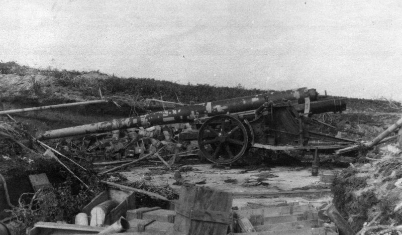 Подбитый японский танк 1945