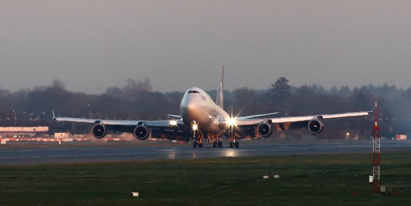 Боинг 747 посадка