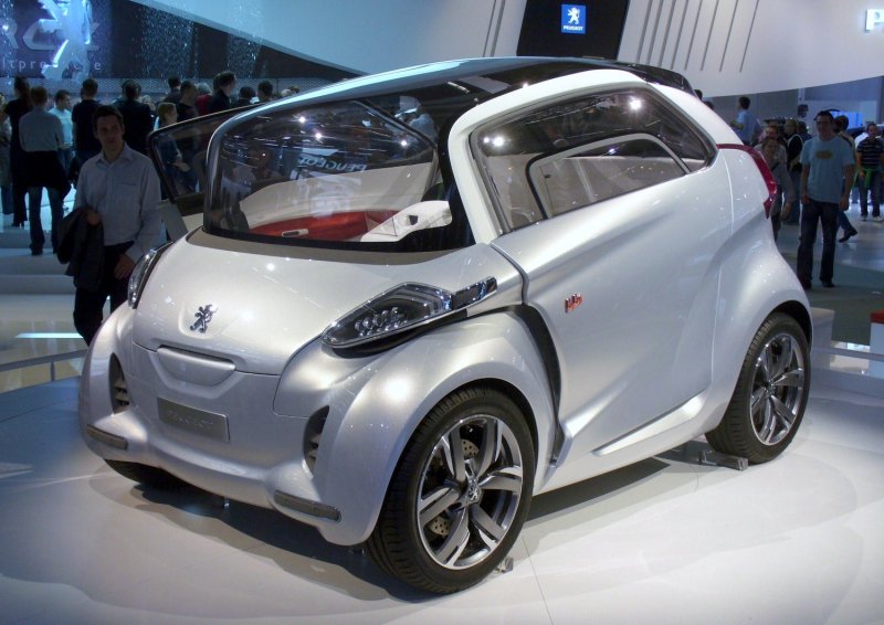 Peugeot электромобиль