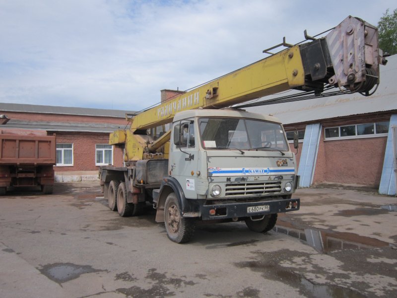 КАМАЗ 53213 контейнеровоз