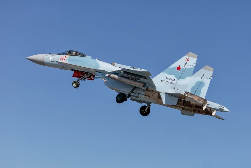 Миг-35 реактивный самолёт