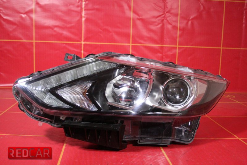 HELLA 1ef238042111 фара Nissan Qashqai 07- d2r Xenon Лев.