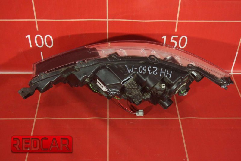 Фара sat St-215-11b8l