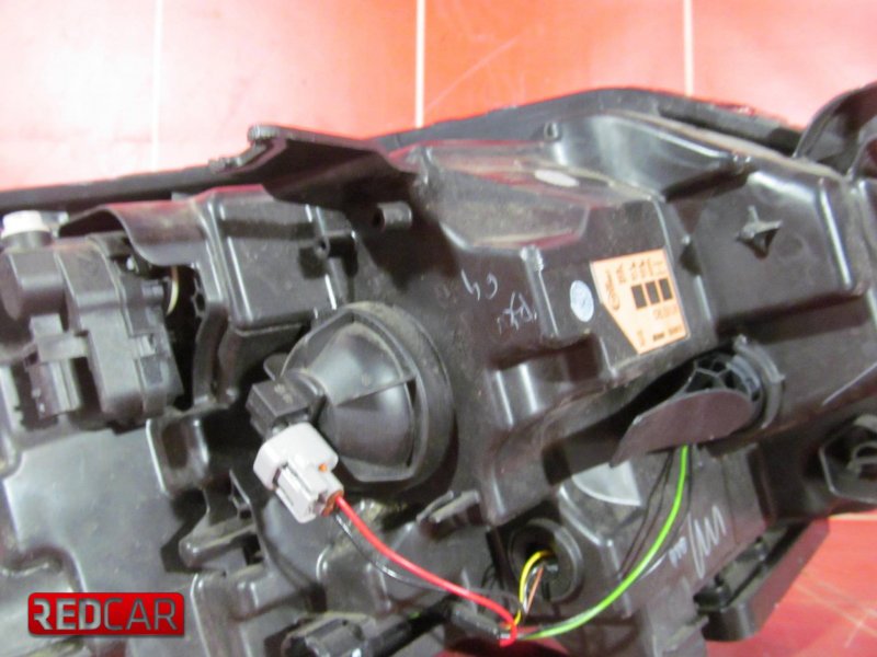 Фара Nissan Qashqai j11