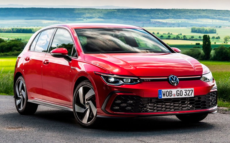 Фольксваген гольф GTI 2020