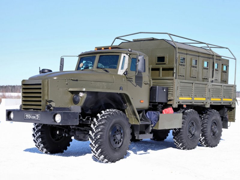 Урал 4320 бронированный
