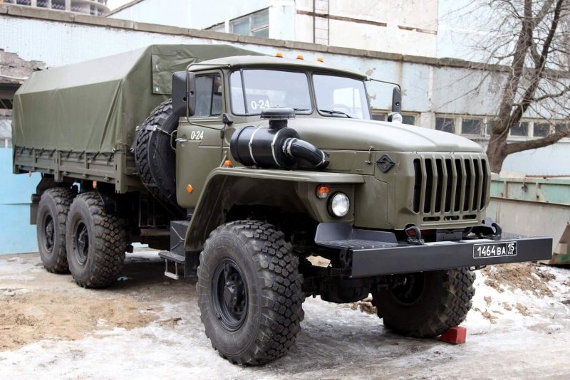 Грузовик Урал 4320