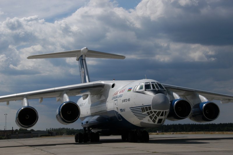 Грузовой самолет ил-76