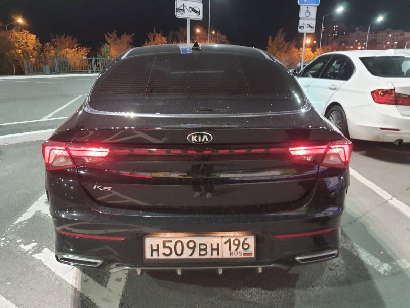 Kia k5 серебристый