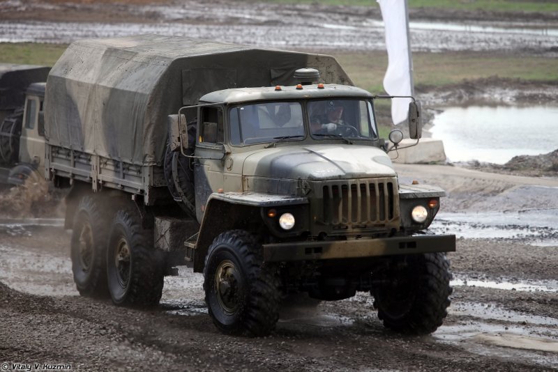 Урал 43206 военный