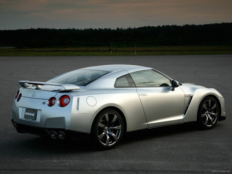 Nissan gt-r 2008
