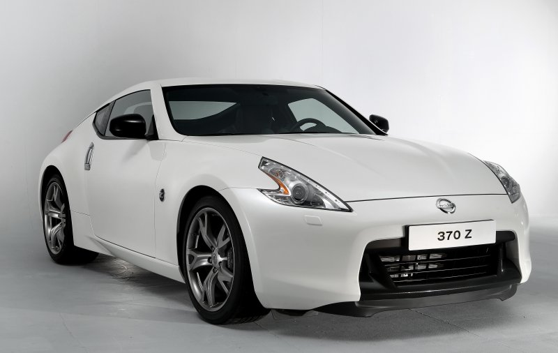 Nissan 370z White