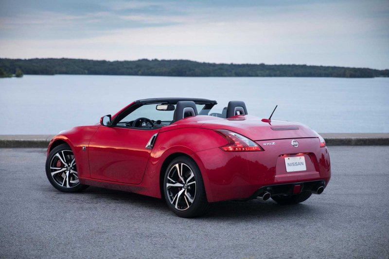Nissan 370z Nismo Roadster