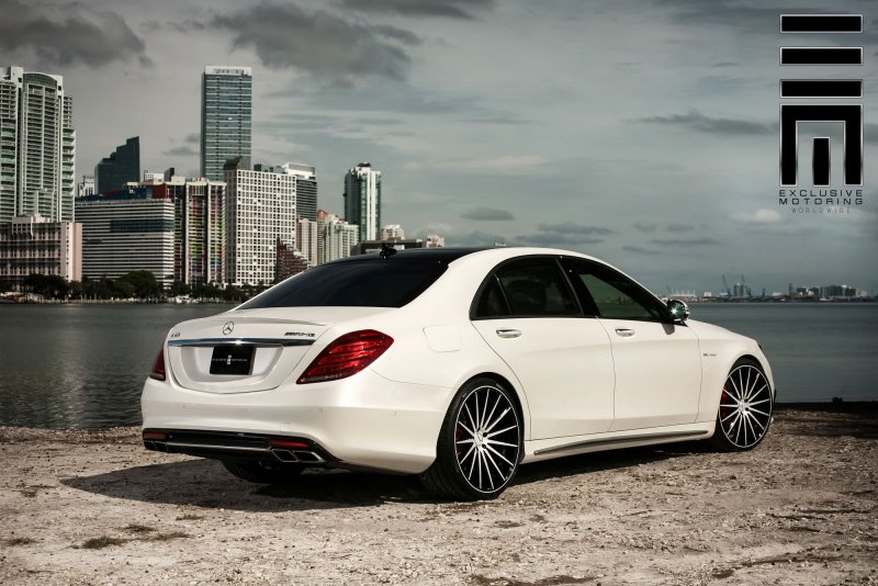 Mercedes s class v8