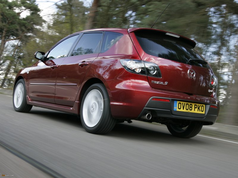 Mazda 3 хэтчбек