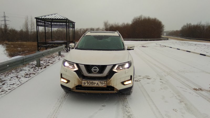 Nissan x-Trail 2020 белый перламутр