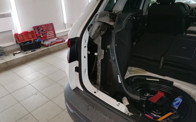 Коврики в багажник с бортиком для Skoda Karoq 1 (2017-2022)