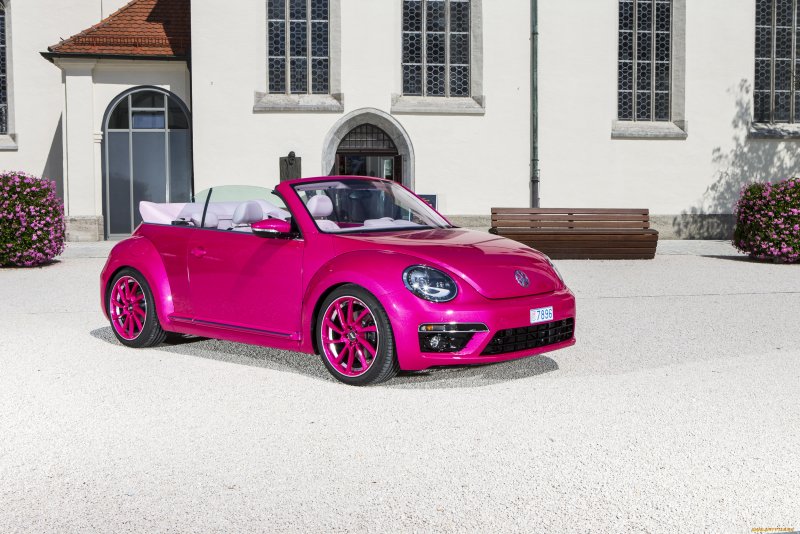 Volkswagen Beetle Cabriolet розовый