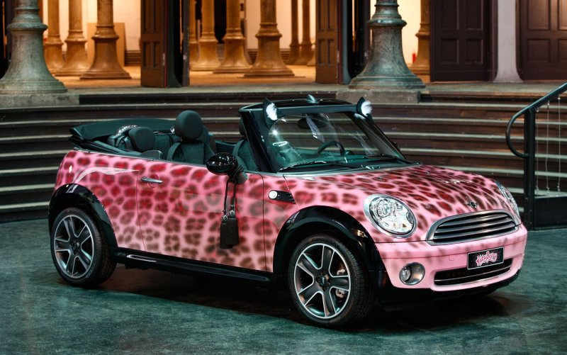 Mini Cooper Cabrio розовый