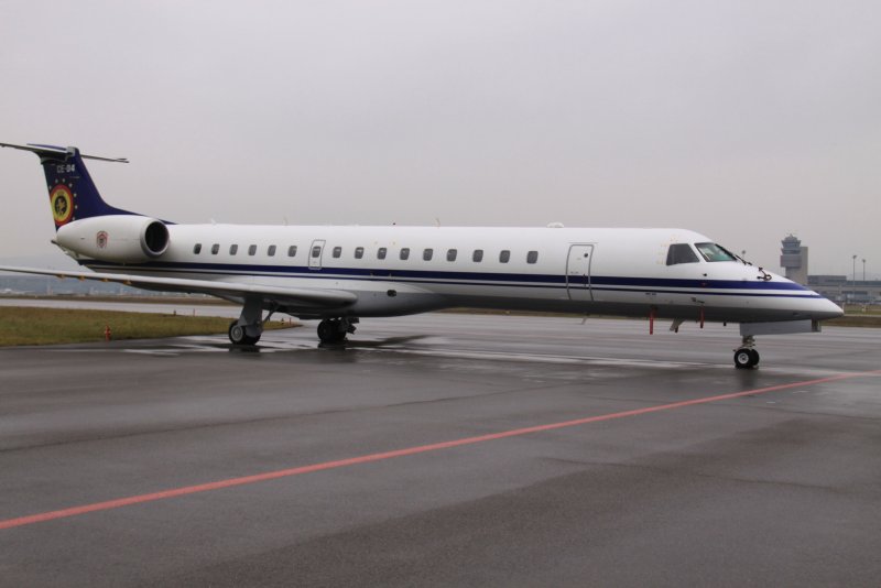 Logan Air Embraer 145