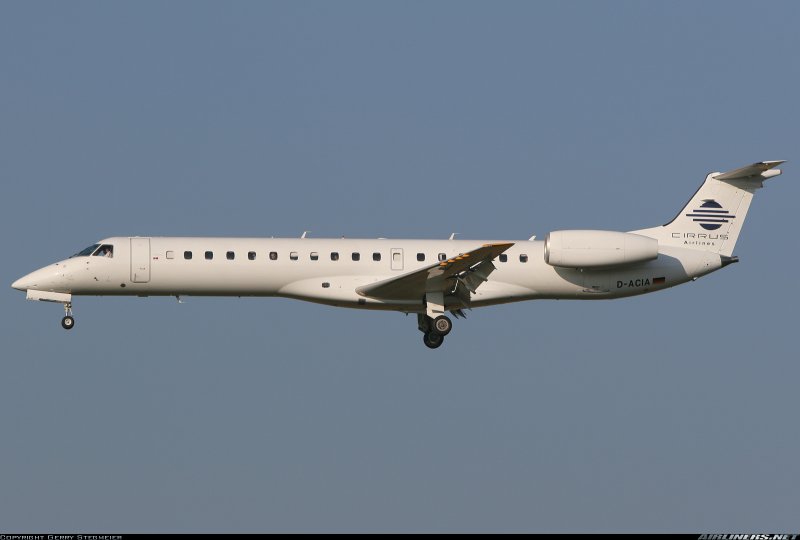 Embraer e135